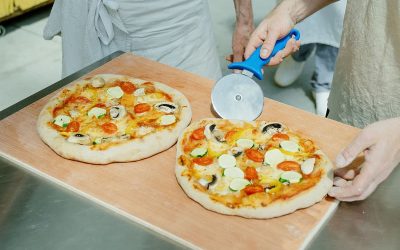 11829-Make your own artisanal sourdough pizza or focaccia over a drink with Roger and his team