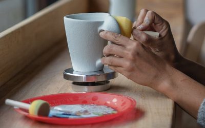 20001-Participate in a creative 2.5-hour workshop to learn how to paint ceramics and create a unique piece. Pick up your ceramics two weeks later after baking and glazing!