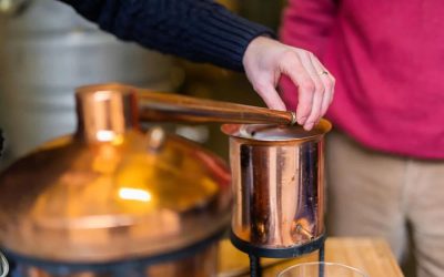 5306-Visit an artisanal distillery and taste delicious spirits with Serge, artisanal distiller